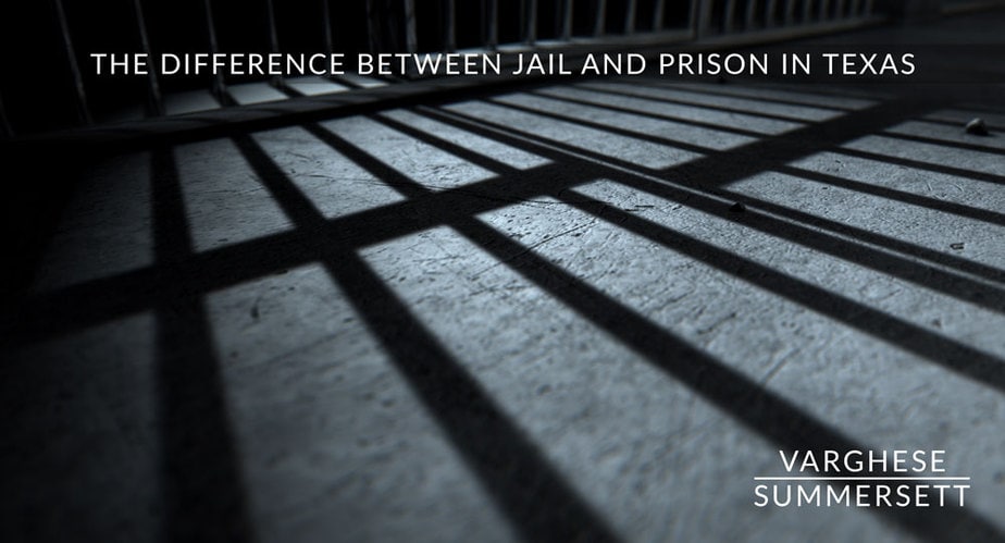 difference between jail and prison